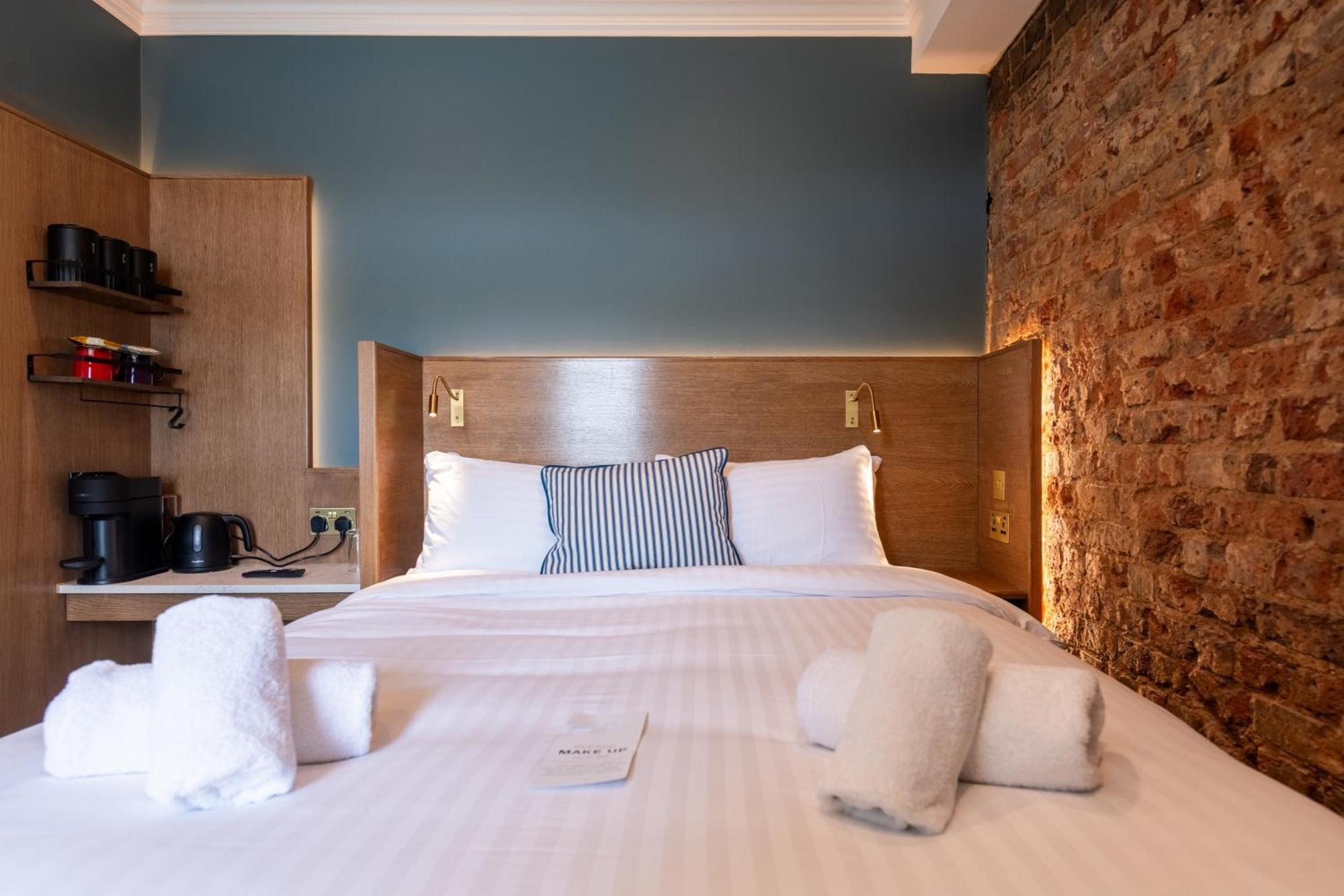 The Crown Pub & Guesthouse London Exterior photo
